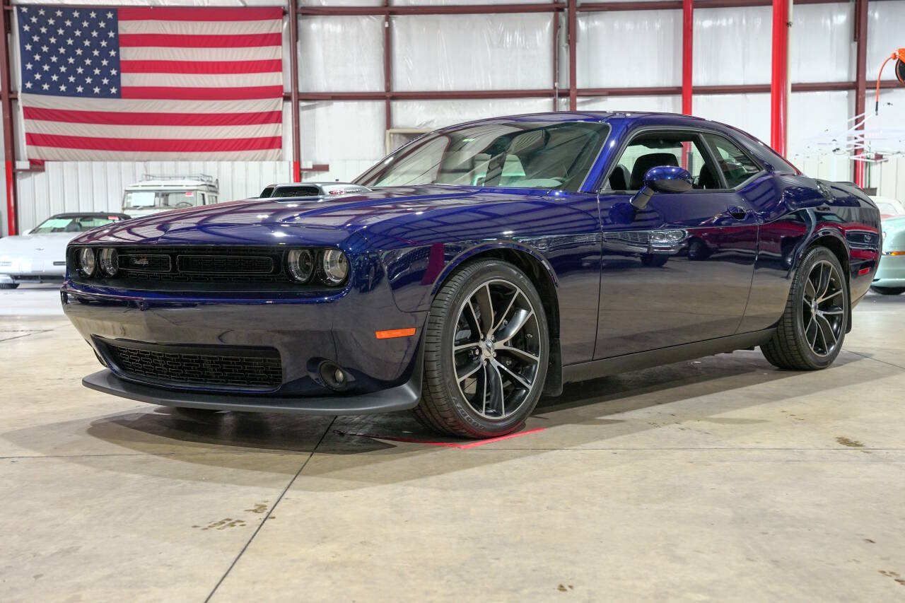Used 2017 Dodge Challenger R/T Scat Pack RWD image 1