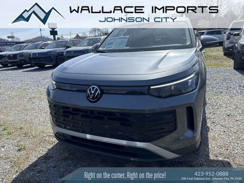 New 2026 Volkswagen Tiguan SE AWD/4WD image 2