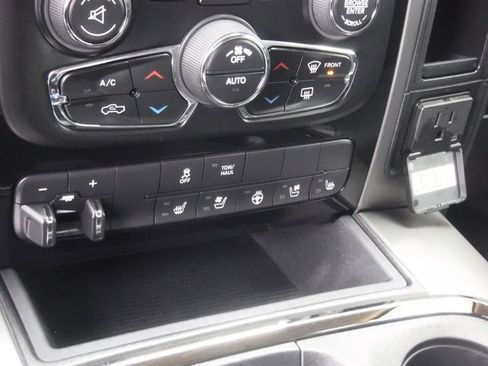 Certified 2017 RAM 1500 Sport image 36