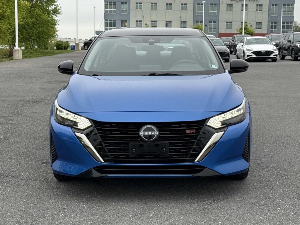 Used 2025 Nissan Sentra SR FWD image 29