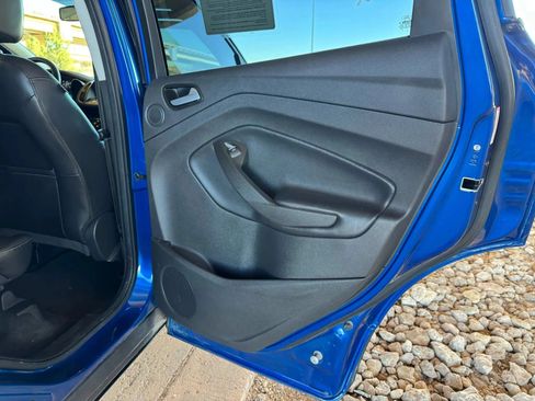Used 2017 Ford Escape Titanium FWD image 23