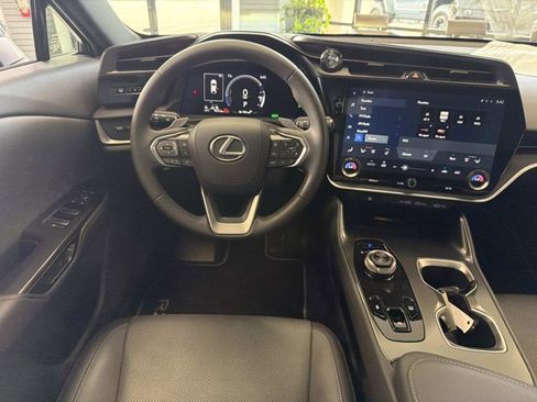 Used 2024 Lexus RZ 300e Premium w/ Accessory Package (Z1) image 25