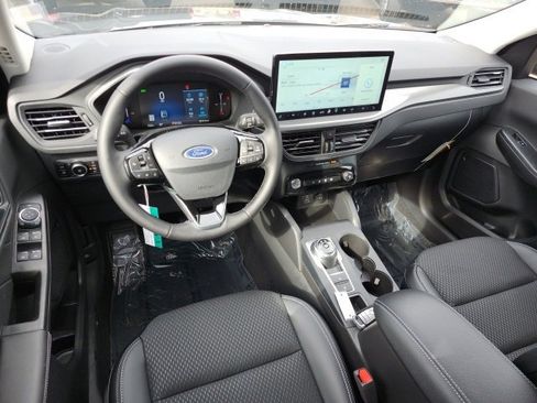New 2025 Ford Escape Base image 3