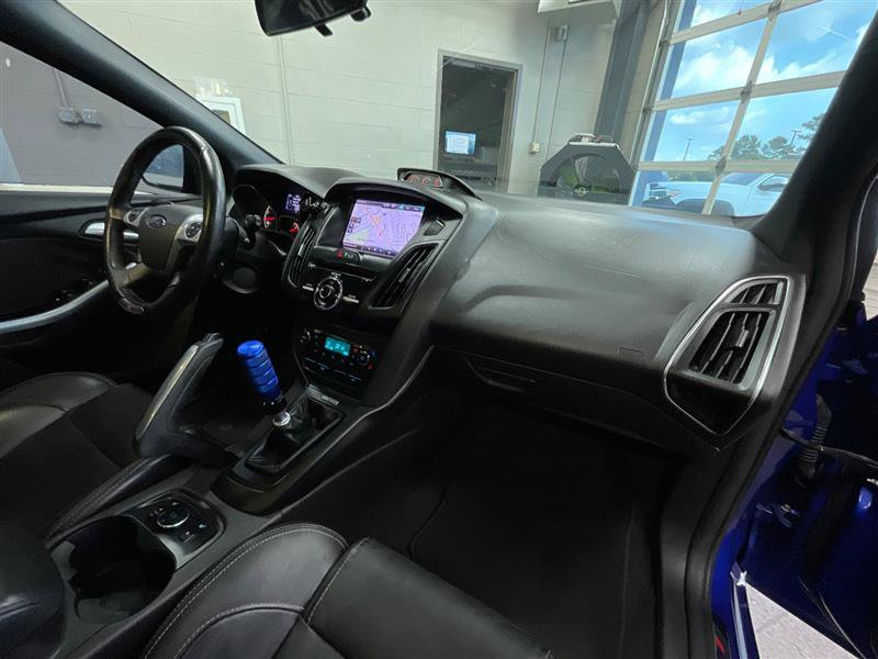 Used 2013 Ford Focus ST FWD image 30