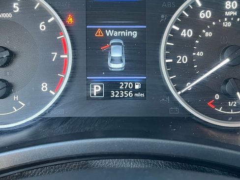 Used 2025 Nissan Sentra S image 36