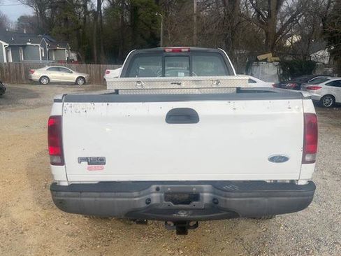 Used 2004 Ford F150 XL image 4