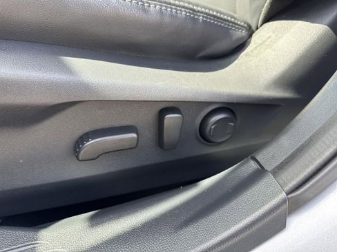 Used 2022 Subaru Outback Limited XT image 23