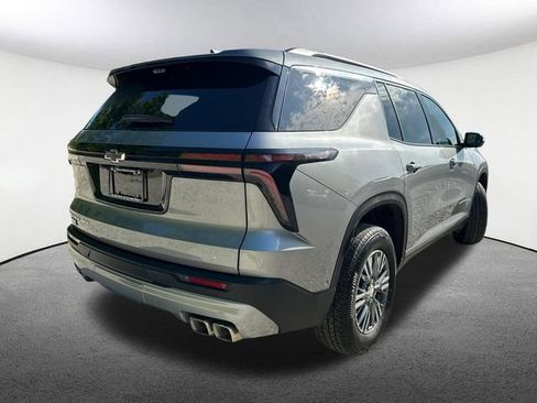 Used 2026 Chevrolet Traverse LT w/ Enhanced Driving Package AWD/4WD image 14