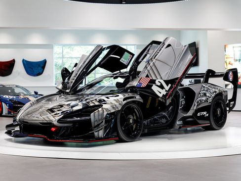 Used 2020 McLaren Senna RWD image 63