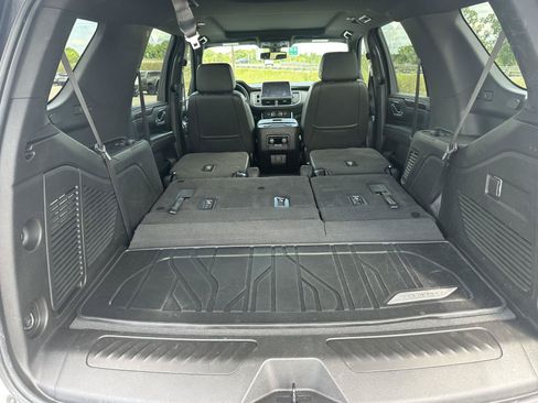 Used 2022 Chevrolet Tahoe LT AWD/4WD image 15