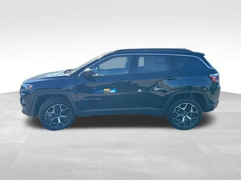 New 2026 Jeep Compass Limited AWD/4WD image 4