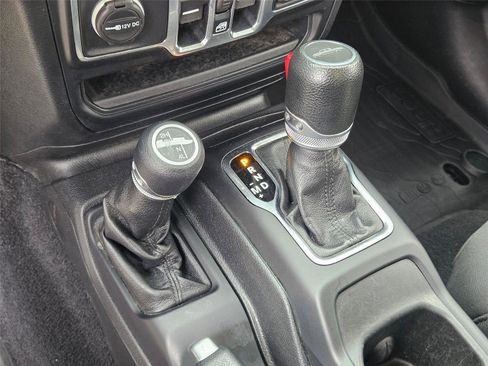 Used 2020 Jeep Gladiator Sport w/ Quick Order Package 24S AWD/4WD image 22
