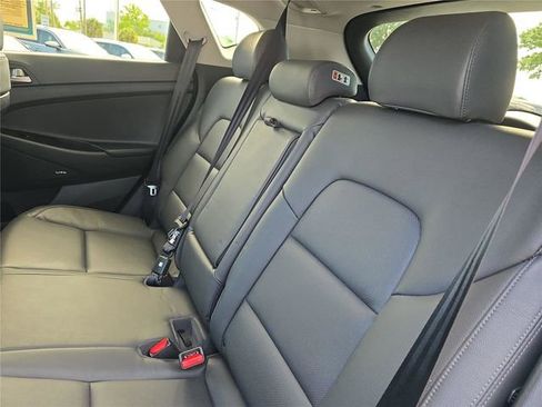 Used 2018 Hyundai Tucson Limited w/ Cargo Package FWD image 10