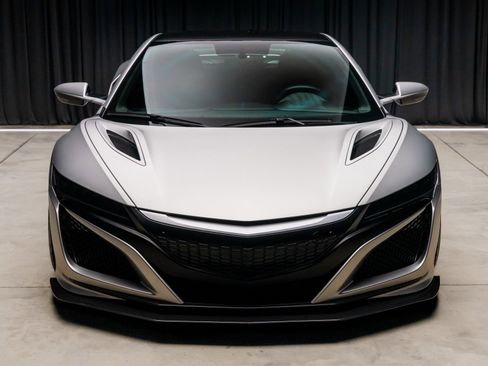 Used 2017 Acura NSX image 17
