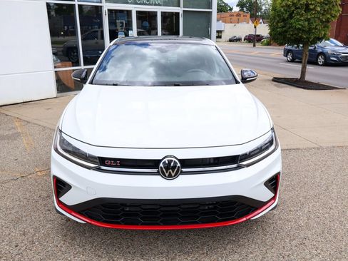 Certified 2025 Volkswagen Jetta GLI Autobahn w/ GLI Black Package FWD image 8