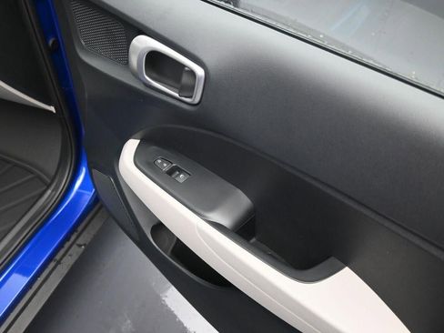 New 2026 Hyundai Venue SEL image 36