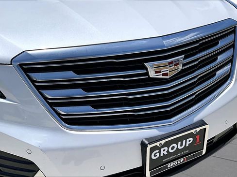 Used 2017 Cadillac XT5 Premium Luxury w/ Driver Assist Package FWD image 29