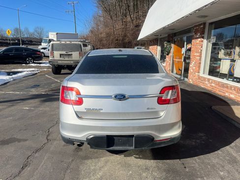Used 2011 Ford Taurus SEL w/ 202A Rapid Spec Order Code image 4