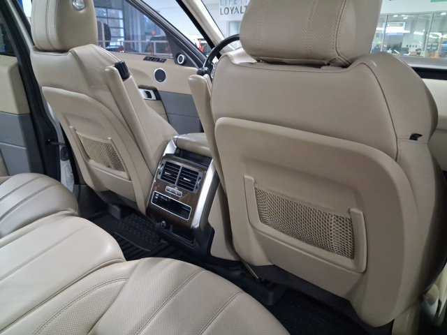 Used 2017 Land Rover Range Rover Sport HSE AWD/4WD image 21