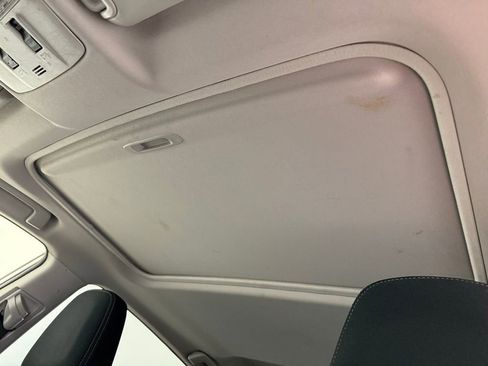 Used 2015 Toyota RAV4 XLE image 19