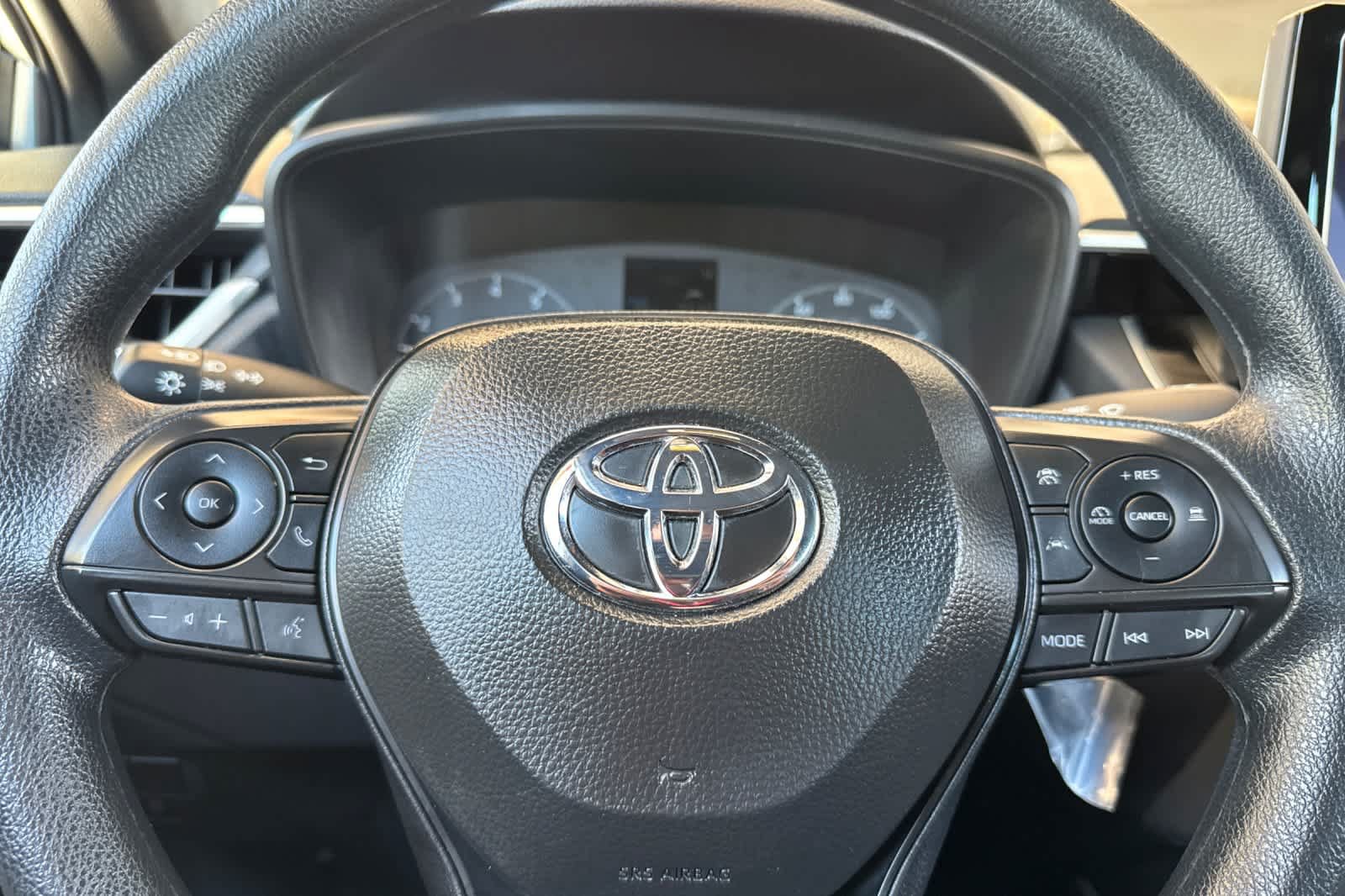 Certified 2024 Toyota Corolla Cross AWD Hybrid image 20