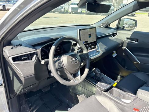 New 2026 Toyota Corolla Cross AWD Hybrid w/ Convenience Package image 7