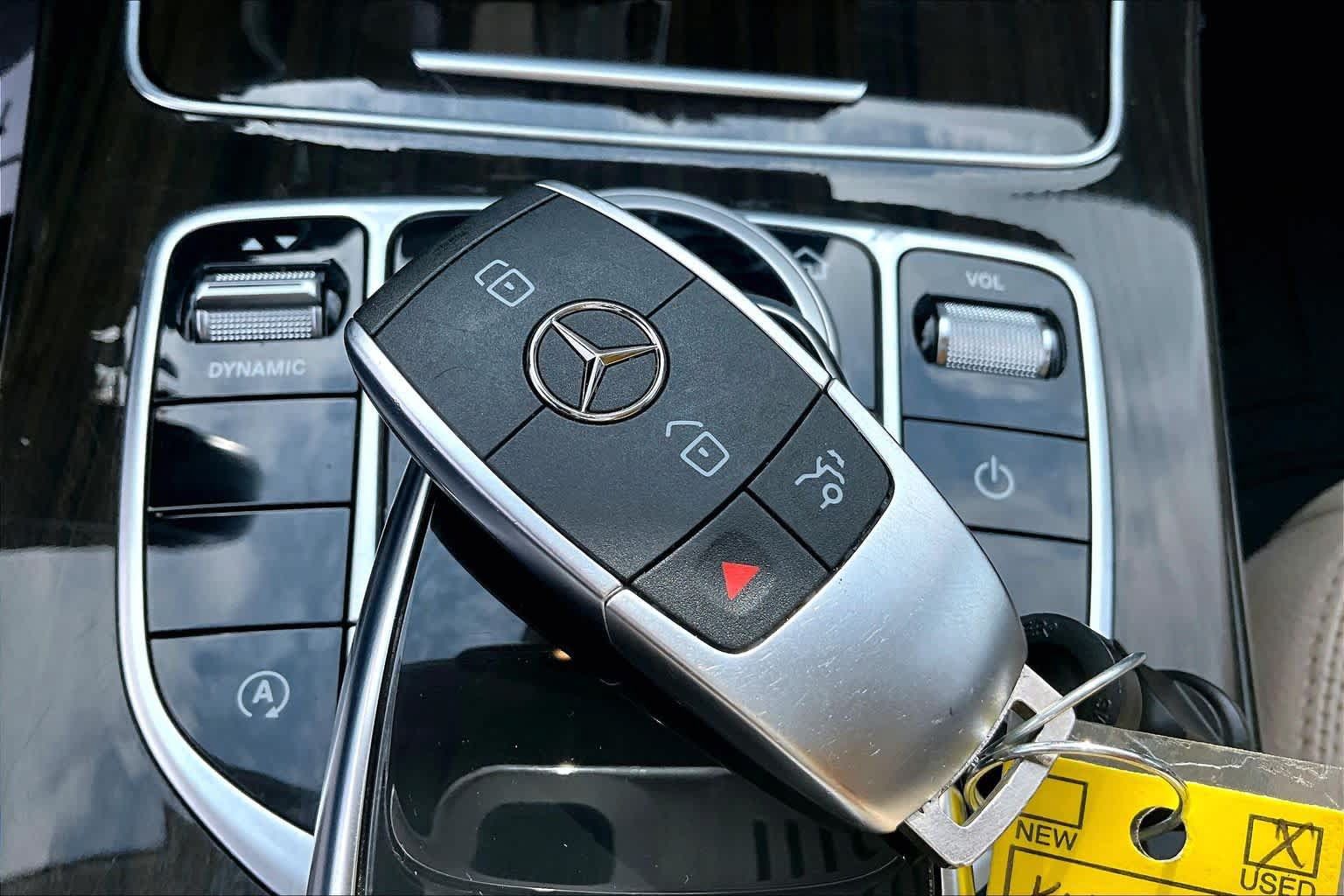 Used 2019 Mercedes-Benz C 300 4MATIC Sedan image 15