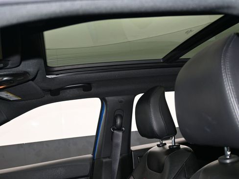 Used 2023 Jeep Compass Trailhawk w/ Trailhawk Elite Group image 11