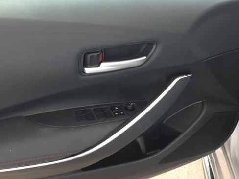 Used 2023 Toyota Corolla SE FWD image 11