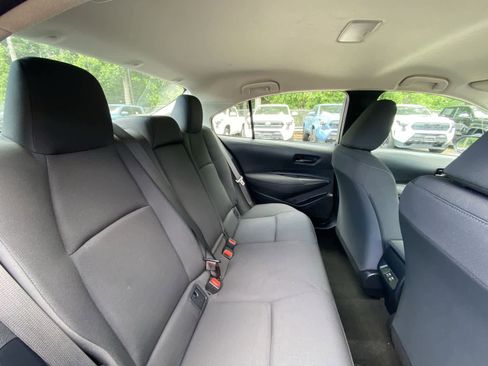 Used 2024 Toyota Corolla LE FWD image 24