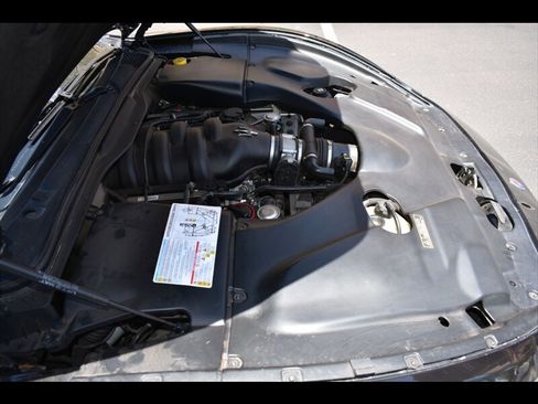 Used 2015 Maserati GranTurismo Convertible image 53