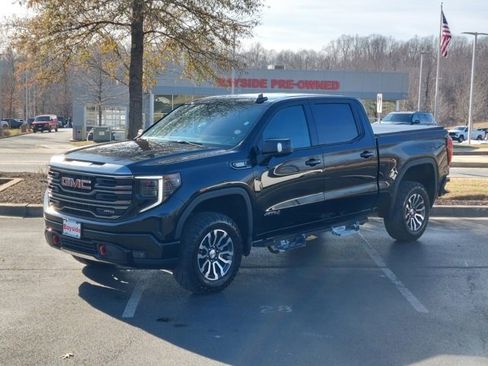 Used 2022 GMC Sierra 1500 AT4 w/ AT4 Preferred Package image 7