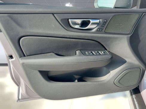 Certified 2026 Volvo V60 B5 Cross Country Ultra image 22
