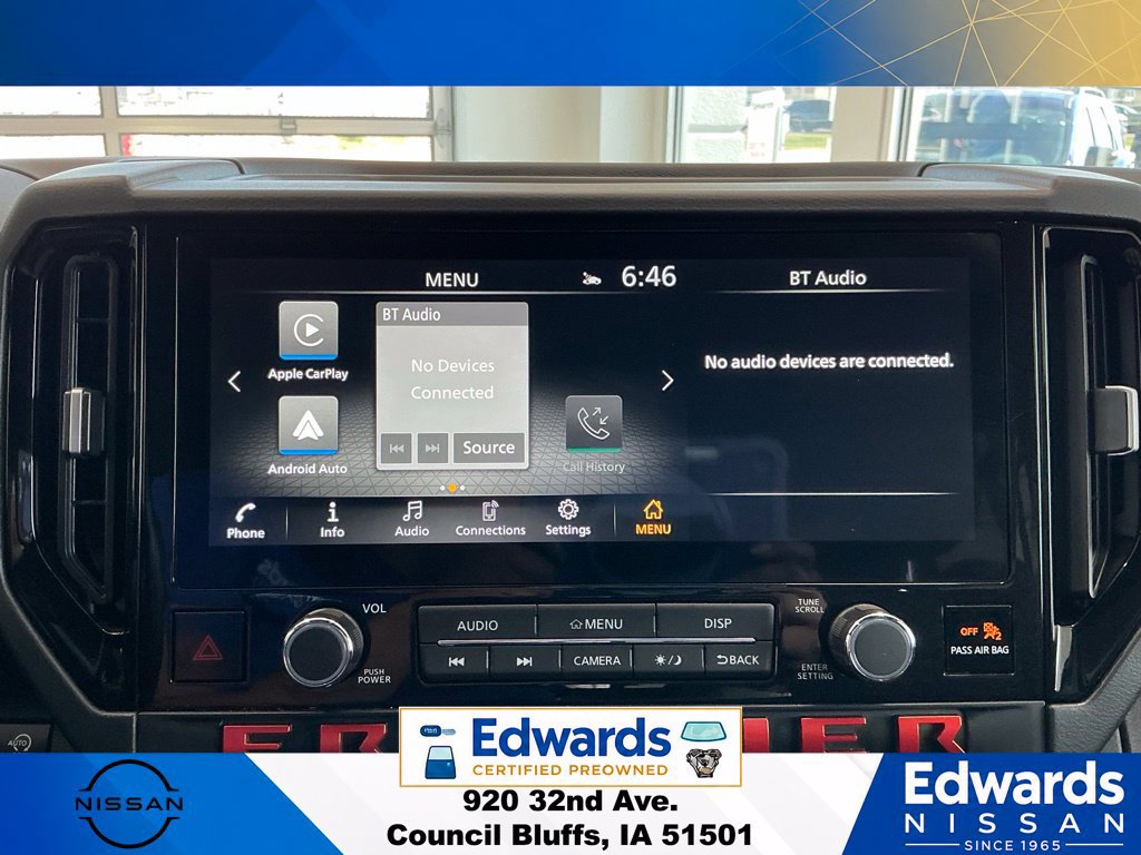 Used 2025 Nissan Frontier PRO-4X AWD/4WD image 24