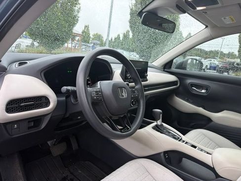 Used 2024 Honda HR-V LX image 12