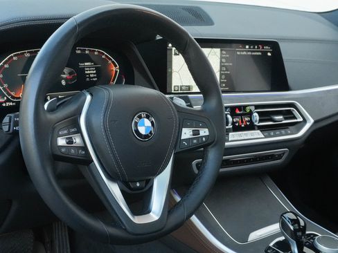 Used 2023 BMW X5 xDrive40i w/ Premium Package AWD/4WD image 10