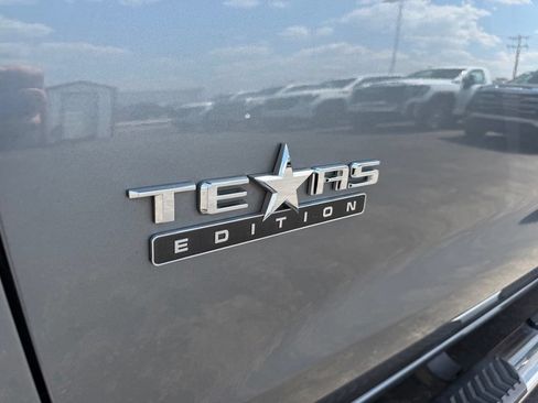 Used 2021 Chevrolet Silverado 1500 LT AWD/4WD image 14