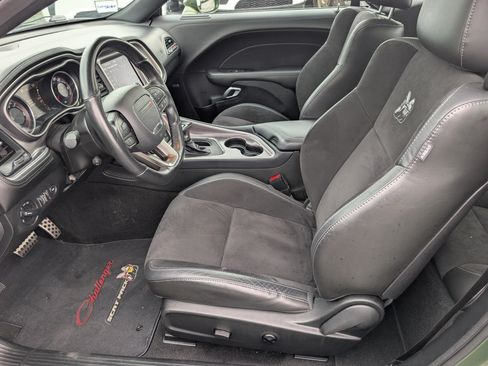 Used 2021 Dodge Challenger R/T Scat Pack RWD image 18