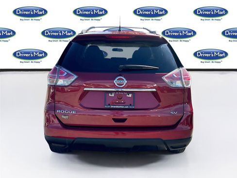 Used 2015 Nissan Rogue SV w/ SV Premium Package image 6
