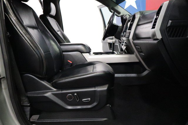 Used 2019 Ford F250 Lariat w/ Lariat Ultimate Package AWD/4WD image 8
