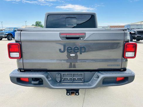 Used 2020 Jeep Gladiator Sport w/ Quick Order Package 24S AWD/4WD image 33