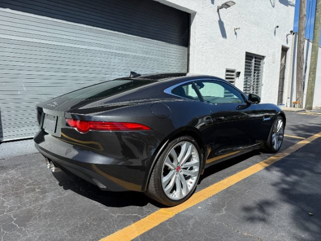 Used 2015 Jaguar F-TYPE Coupe RWD image 6