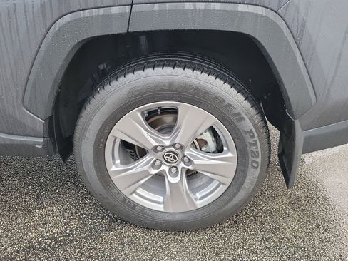 Used 2024 Toyota RAV4 XLE image 8