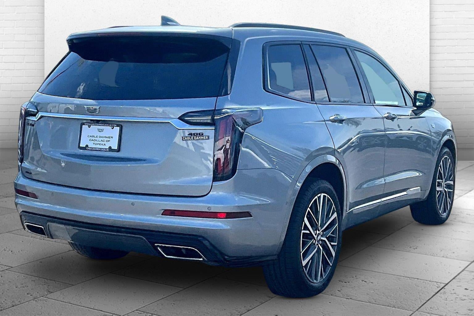 Used 2024 Cadillac XT6 Sport w/ Technology Package AWD/4WD image 14