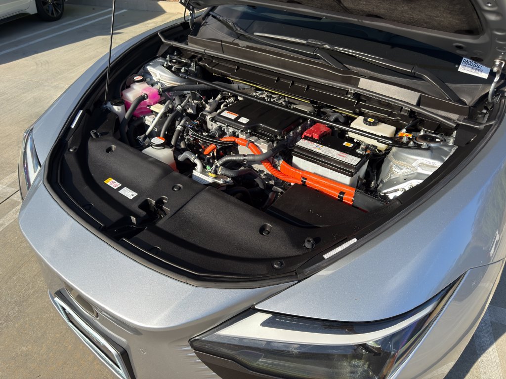 Certified 2024 Lexus RZ 300e Premium w/ Technology Package FWD image 6