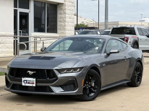 Used 2024 Ford Mustang GT image 1