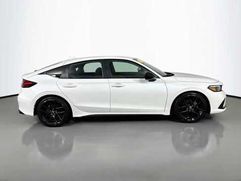 Used 2024 Honda Civic Sport image 8