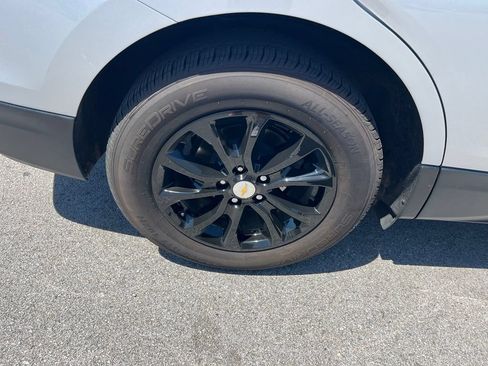 Used 2019 Chevrolet Equinox LT AWD/4WD image 9