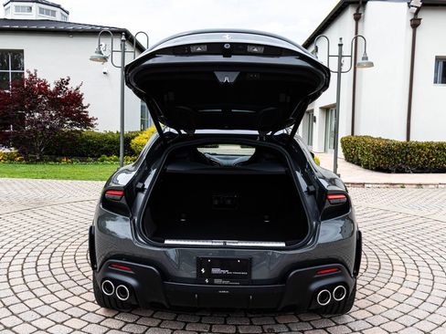 Certified 2025 Ferrari Purosangue AWD/4WD image 22