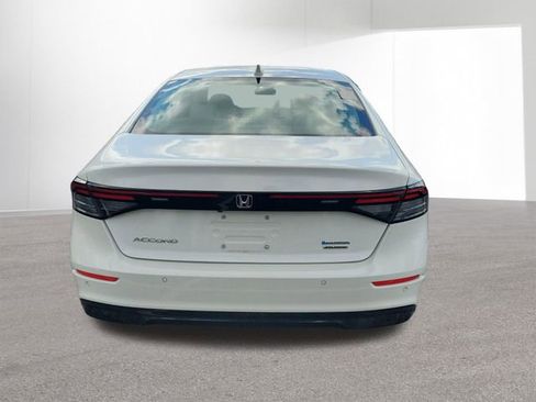 Used 2023 Honda Accord Touring image 15